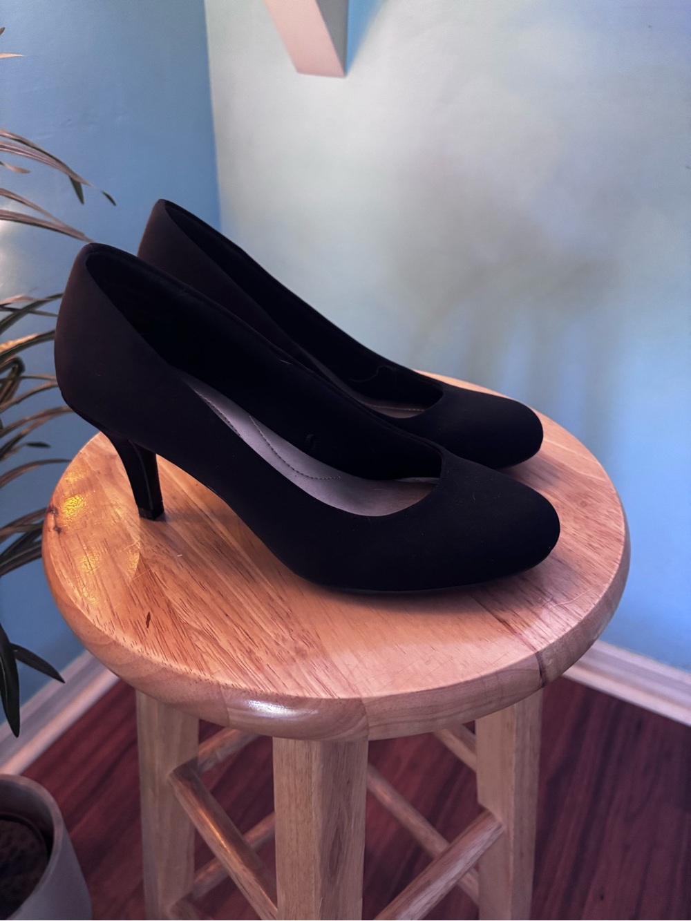 East 5th Black Velvet Heels Size 8.5